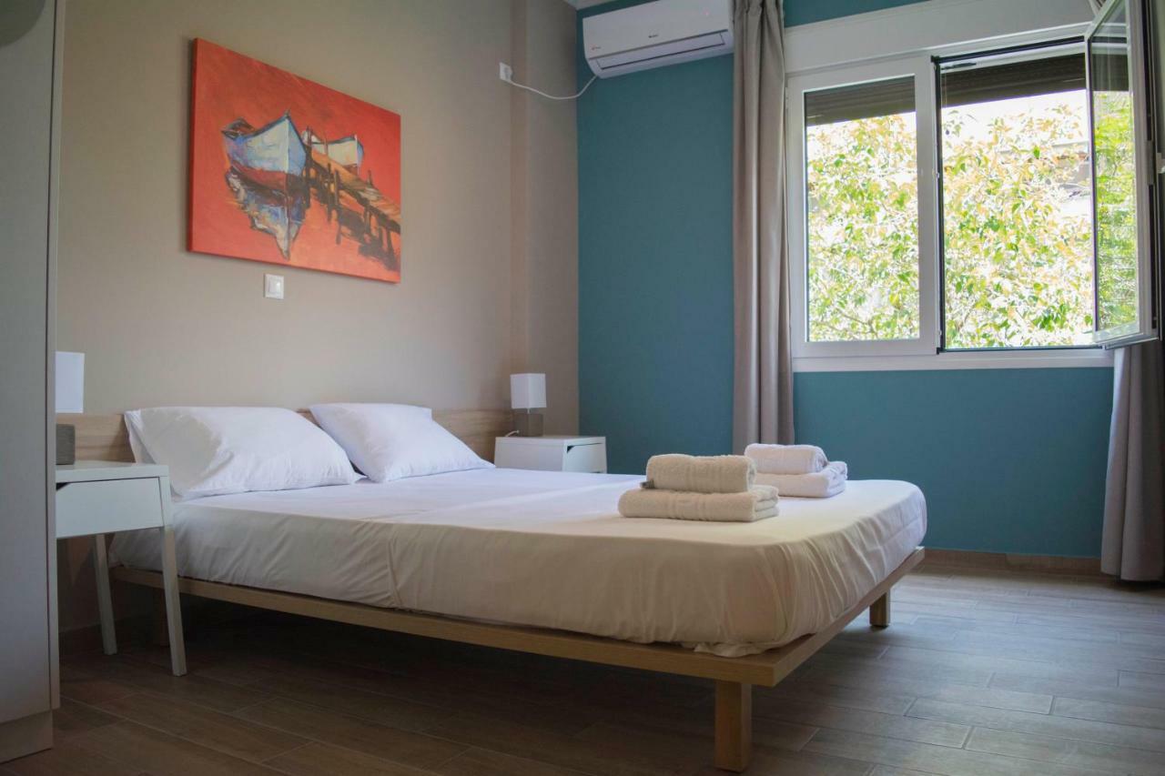 Chic And Minimal Close To Thissio Metro Appartement *