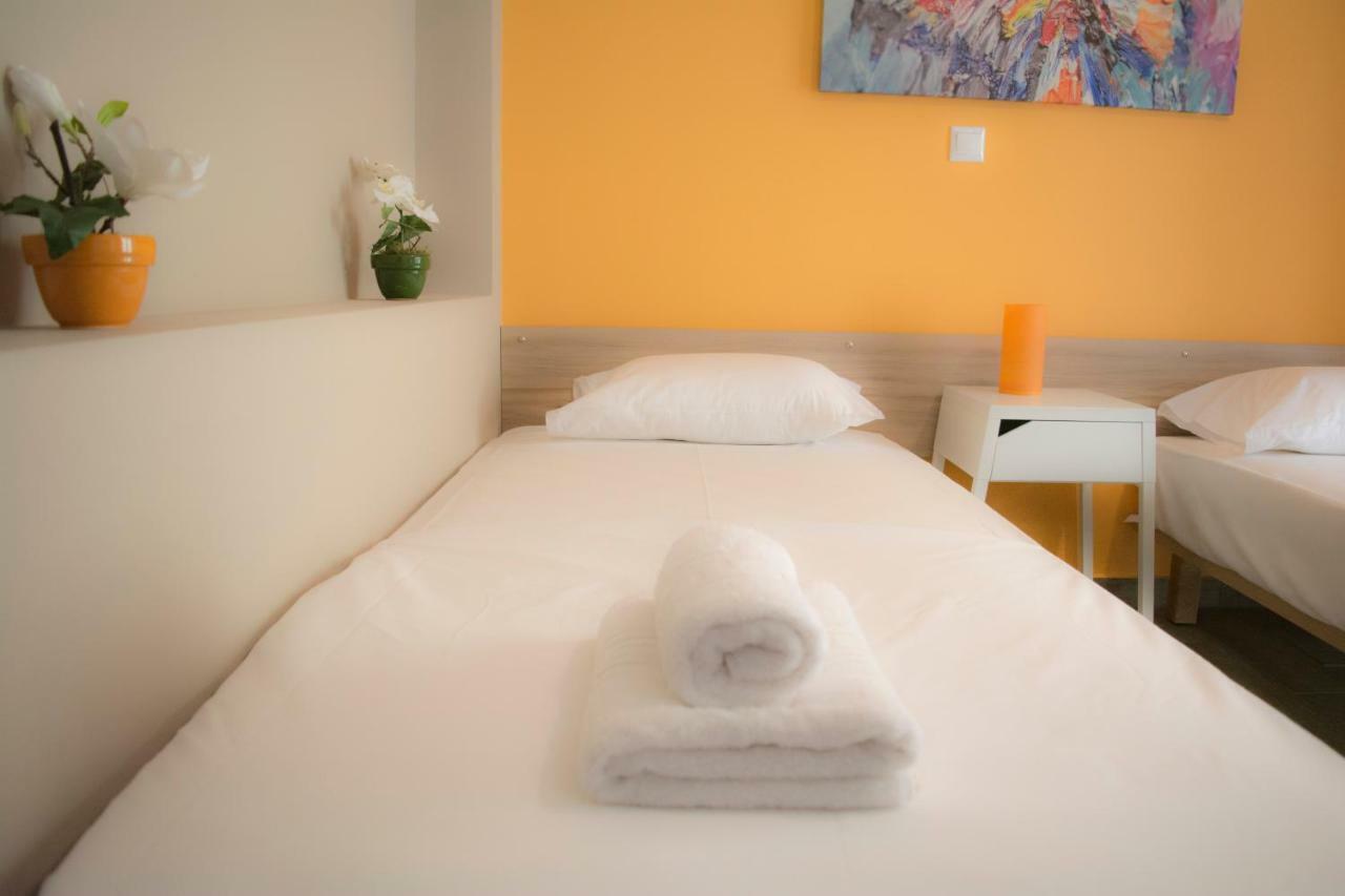 Chic And Minimal Close To Thissio Metro Appartement Athènes