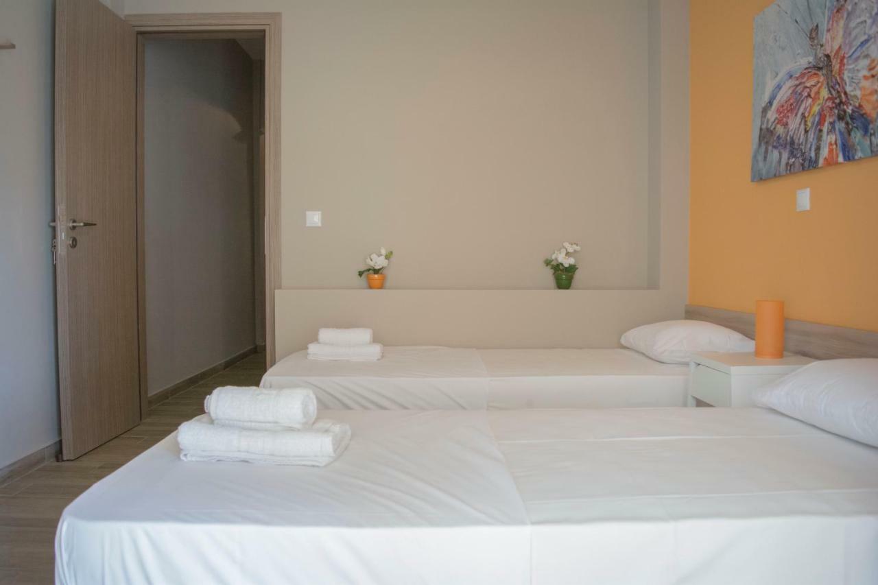 Chic And Minimal Close To Thissio Metro Appartement *